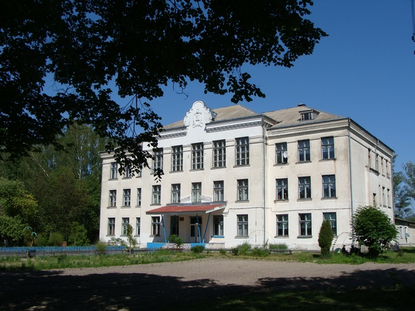 МБОУ Тёпловская СОШ.